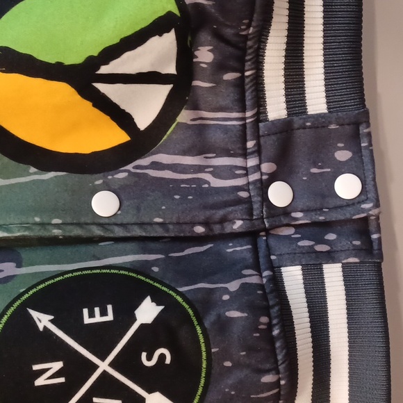 Crazy UFO Inspired NWT Men's Medium Varsity/Bomber Jacket - Picture 6 of 11